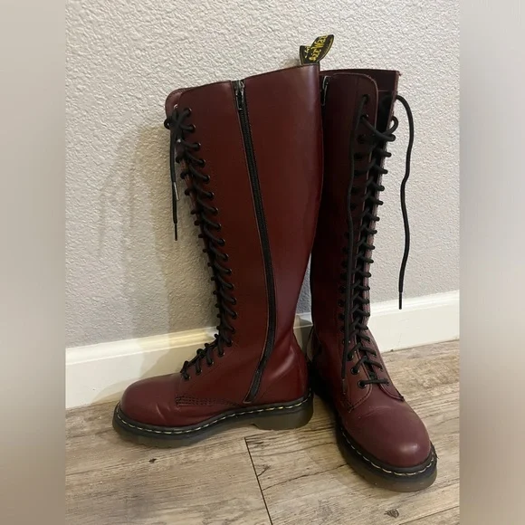 Dr Doc Martens Womens Size 5 Oxblood Red Leather Calf 20 Eyelet Boots - Picture 6 of 12
